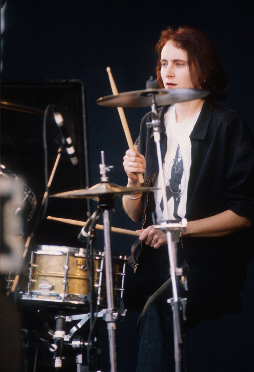 thebreeders's tweet photo. Happy birthday, Josephine! 🐦‍⬛

📸 Gie Knaeps https://t.co/M6Y9erFypT