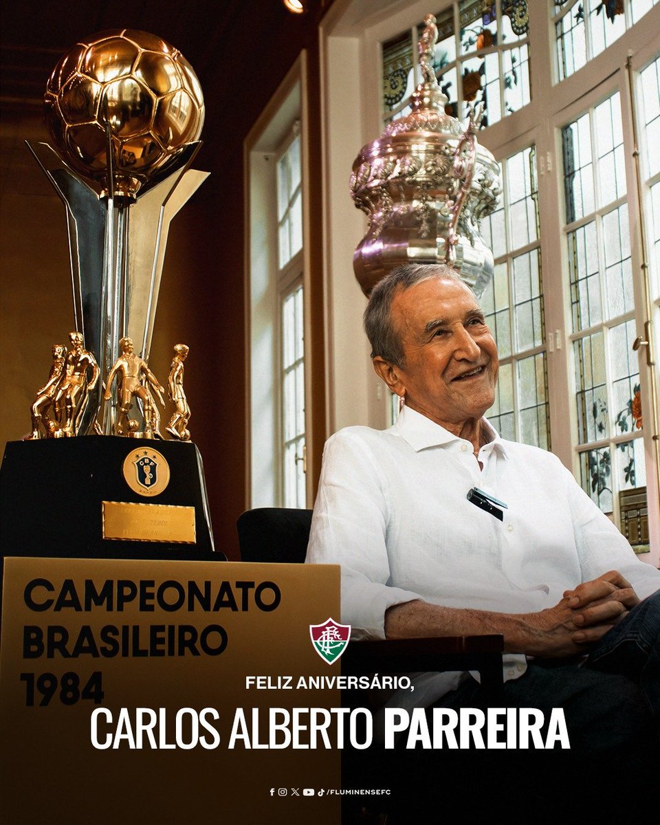Hoje é aniversário de um dos grandes mestres da história do Fluminense Football Club. 

Carlos Alberto Parreira esteve em cada momento. E está até hoje, pois todo Tricolor tem um pouco de Parreira.

Nas boas e nas más, ele lá esteve. Se chegamos onde chegamos, ele tem sua parte.