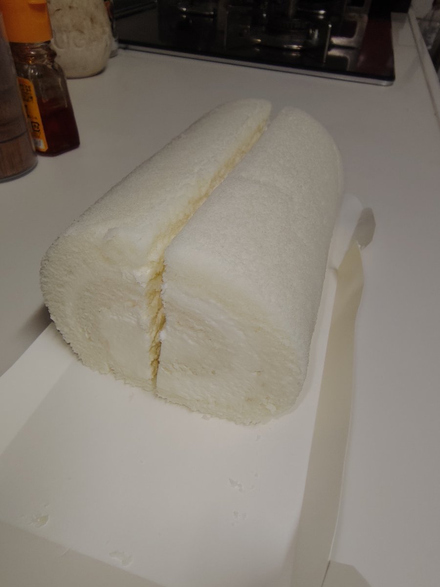 この切り方の方が食べやすい気がする⋯今度真似してみよう