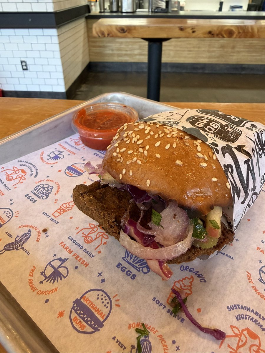 Joey Hiller 🎈 tweet media