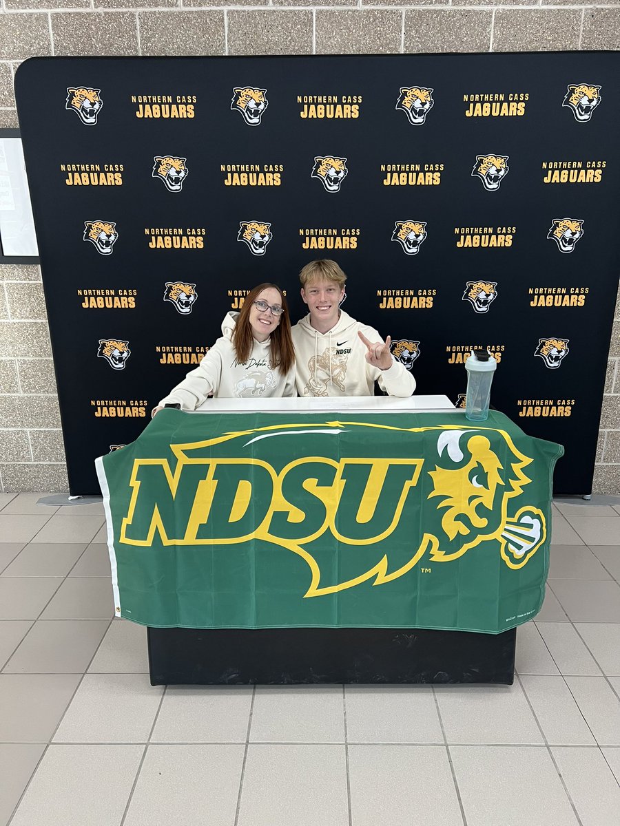 Jaguar AD tweet media