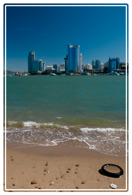 photos_dsmith's tweet image. 'Tired on the beach', a #tyre (#tire) is partially submerged in the #sand on a #beach in #Xiamen #China overlooking the #SouthChinaSea with the #city in the #background see more at darrensmith.org.uk #picoftheday #PictureOfTheDay #Asia #tourism #environmental #savetheplanet