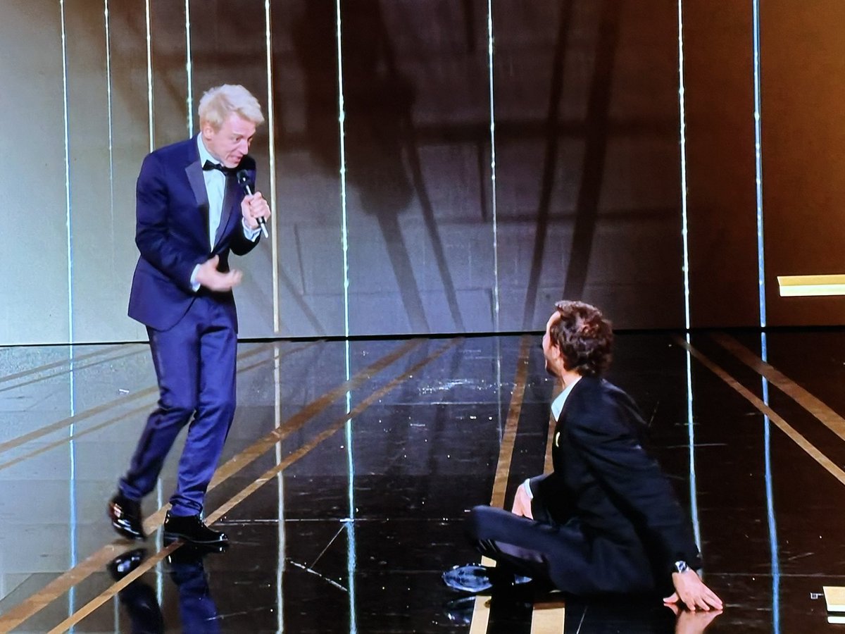 Faire venir Emmanuel Curtil, voix - notamment - de Jim Carrey à l’heure où les incroyables acteurs de doublage sont menacés par l’IA, c’est si beau et si fort ❤️ #cesar2026 #cesar