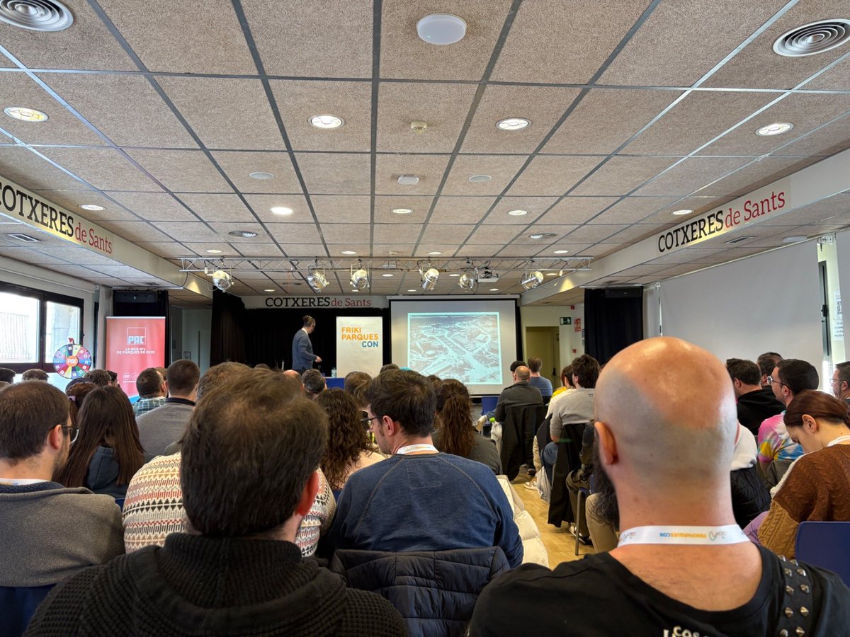 perdidos_odisea's tweet photo. 🧵HILO con fotos del evento #FrikiParquesCon celebrado el fin de semana pasado en Barcelona

📸 @Marcos_0902 https://t.co/iSCgATv2DK