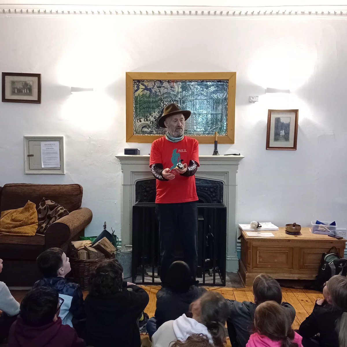 BHallTrips's tweet photo. Story time with bird man Bill https://t.co/e9gjoqQcpz