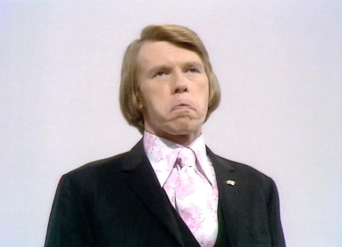 TalkingPicsTV's tweet photo. 70s comedy, sketches and song with #FreddieStarr #PeterGoodwright #LittleAndLarge #RogerKitter and many more!
๐ WHO DO YOU DO? (1972) 11:10pm #TPTVsubtitles https://t.co/xBrOA5ijfD