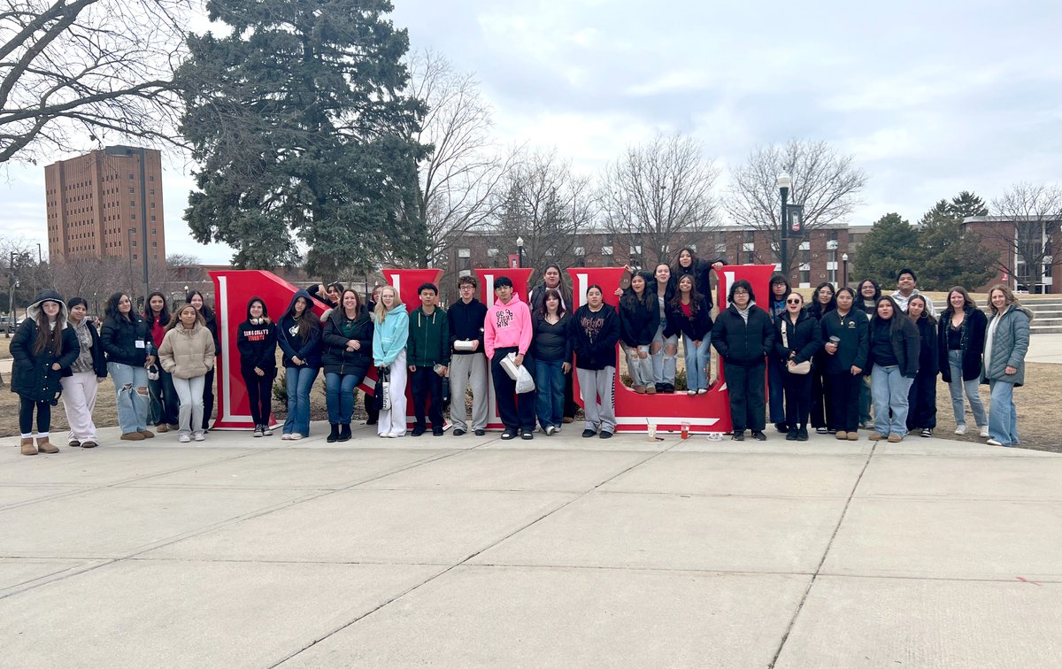 Fenton HS Dist. 100 tweet media