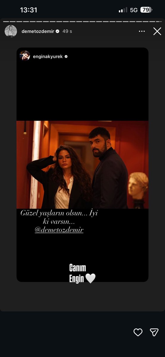 Un día perfecto para EAFC:
-Saludo afectuoso de Engin a su querida excompañera Demet por su cumpleaños y respuesta de ella del mismo tenor. 
La amistad perdura. ♥️ ♥️
-Desayuno (Iftar) con gente de su amado club de fútbol, Beşiktaş, las "águilas negras". 🫠 😍

#EnginAkyürek