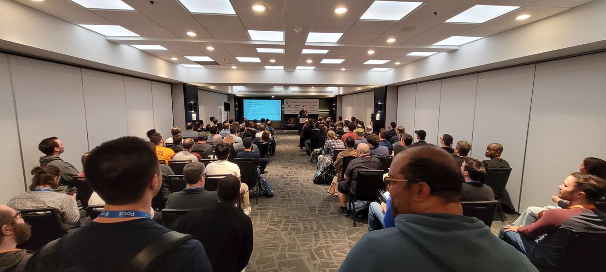 ConFoo Developer Conference tweet media