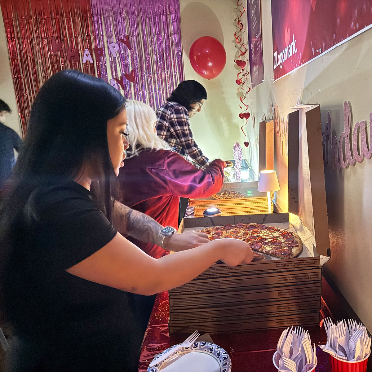 Logomark tweet media