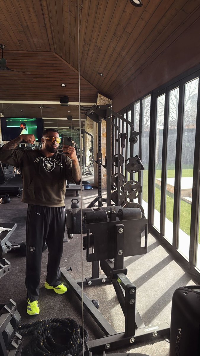 My body hasn’t felt this good in a long time. We back. Year 10. All Pro year.