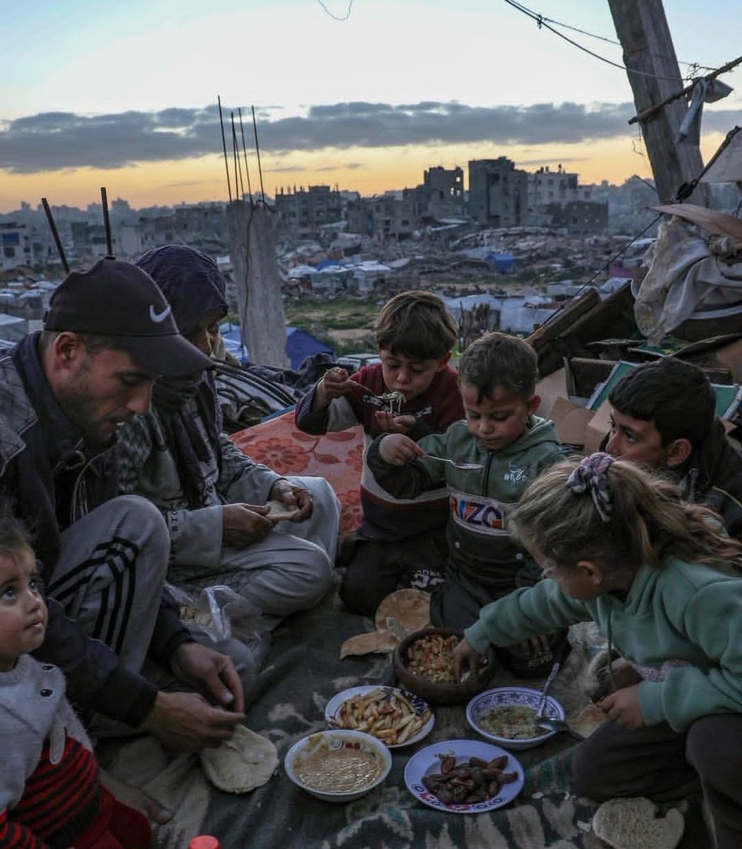 فطور العائلات النازحة في غزة ❤️‍🩹