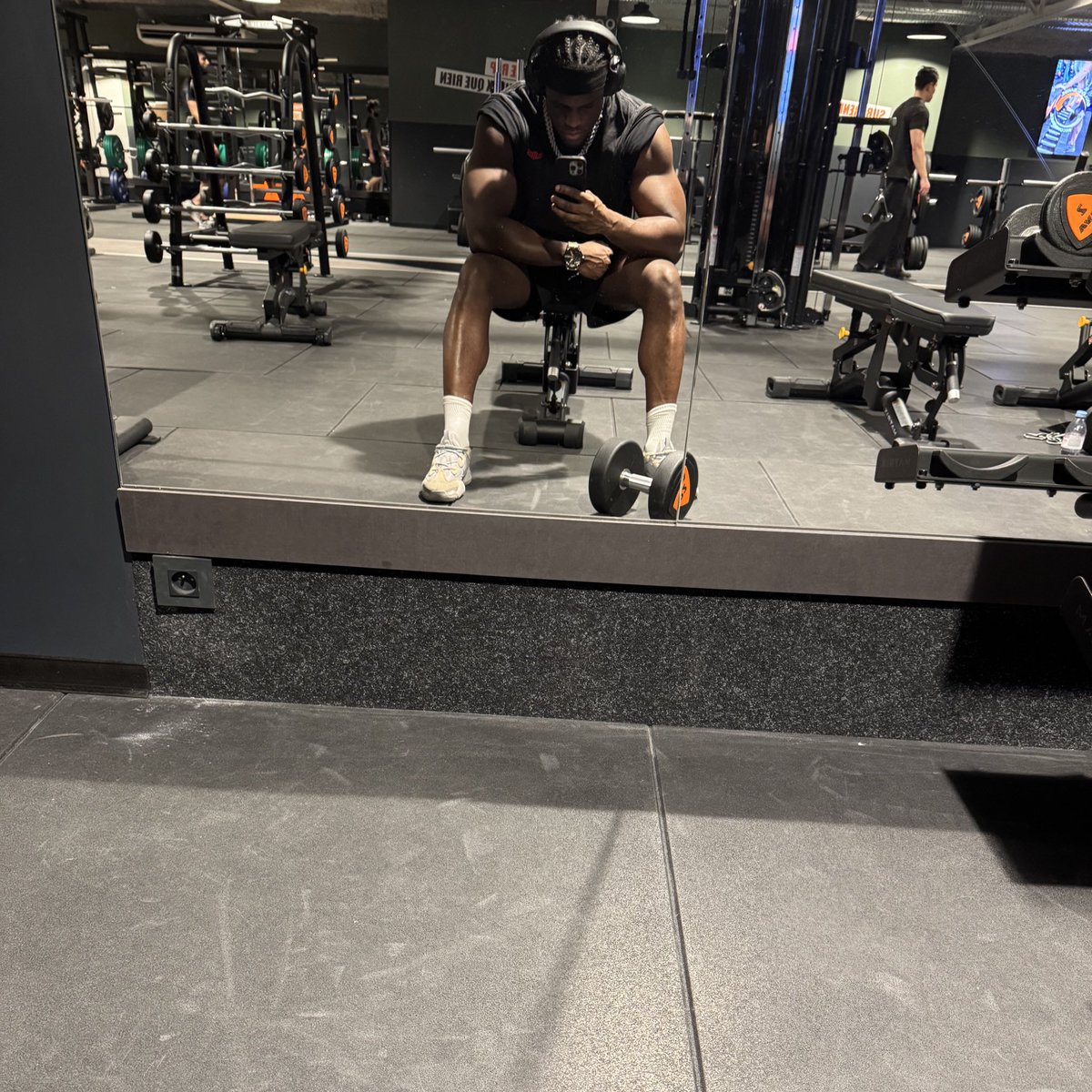 BMS | LOOKING COOL JOEL tweet media