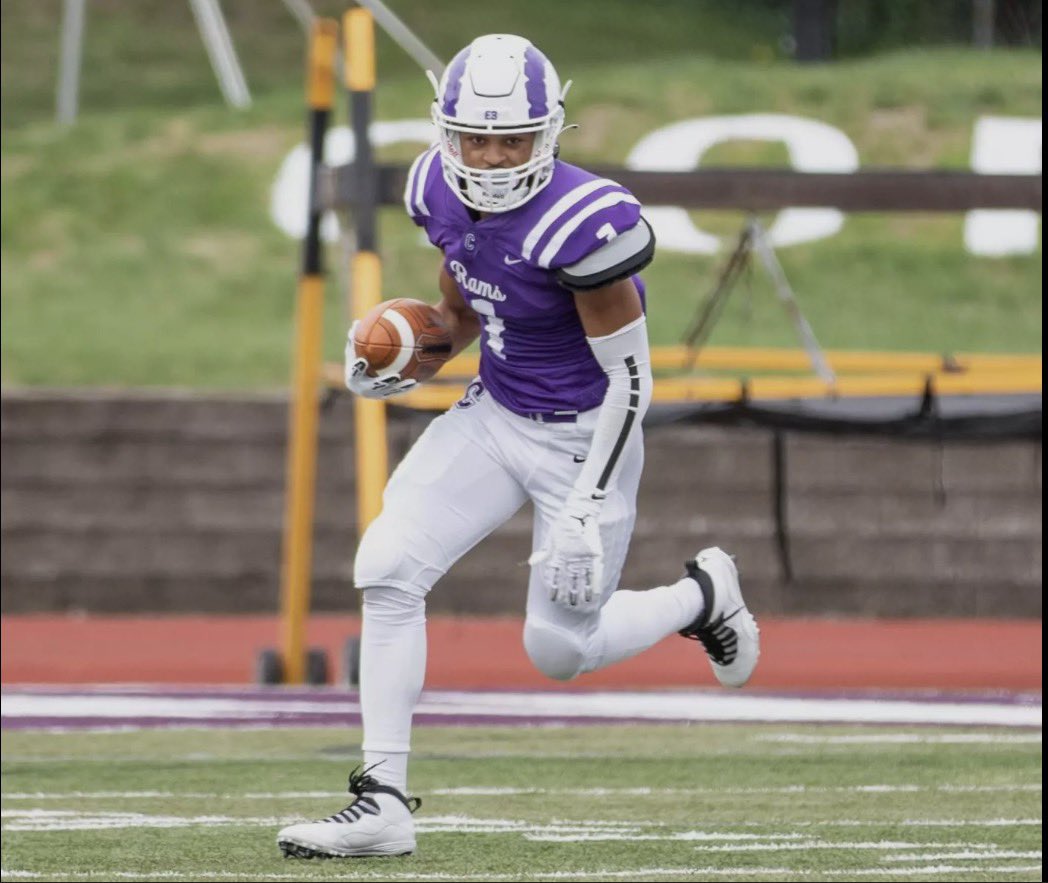 DamienDuck08's tweet photo. Blessed to receive a offer from cornell college #AGTG #Blessed @CoachSoria https://t.co/bokSslU4Uf