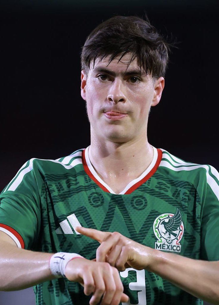 Hat-trick Chris 🇲🇽 tweet media