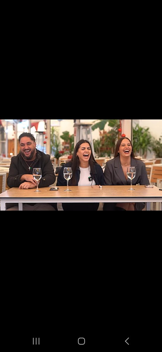 Y k nos gusta verte feliz 
#Bellacaos4
<a href="/lauravgalera03/">Laura GH19</a>