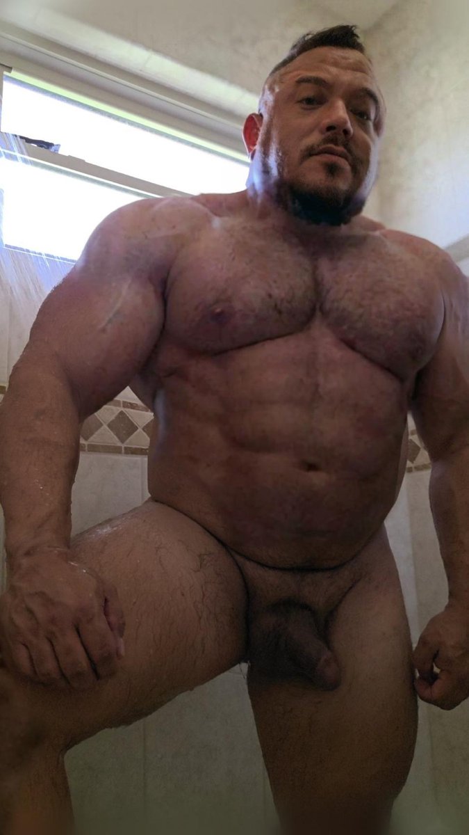 themusclebull's tweet photo. Scrub me https://t.co/D66e9S2HNO