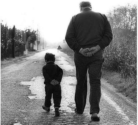 Rouuge's tweet photo. Los #niños soportan el mundo que los #adultos han construido para ellos, intentan adaptarse lo mejor que pueden y lo más normal que al final lo reproducen. https://t.co/ZwqrDqu8GP
