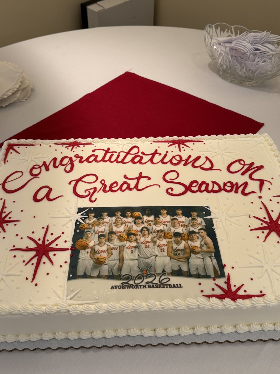 avonworth_bball's tweet photo. Last night we got to celebrate a great group of seniors! Thank you for a great season and being great leaders to the underclassman!
Thank you to the boosters and parents for putting together a great evening! #LopesHoops https://t.co/ZifIrZ6Ppn