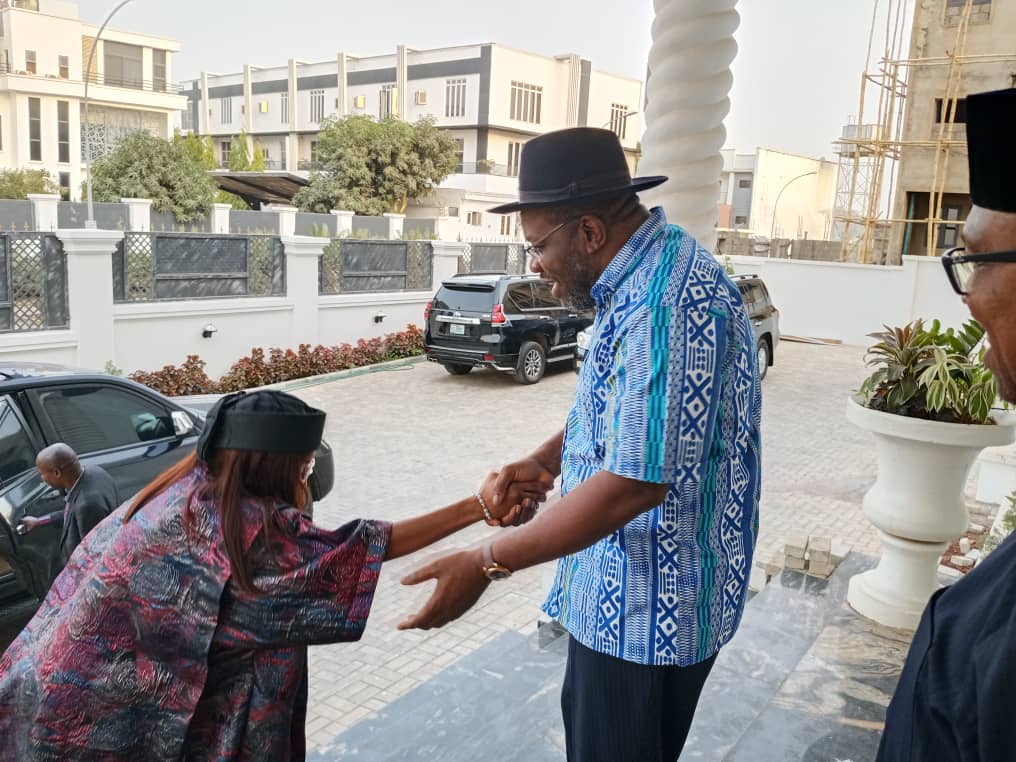 Henry Seriake Dickson tweet media