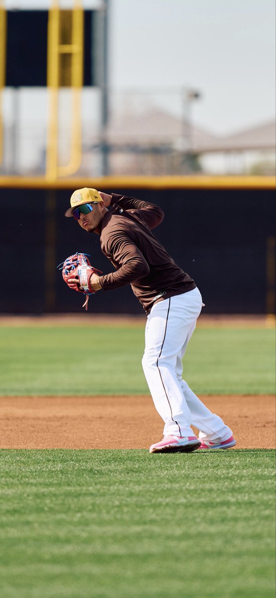 Fondos de pantalla 🇩🇴 

Nuestro Capi y ministro de defensa 🇩🇴 🙌🏻 

#DominicanoYYa #RD