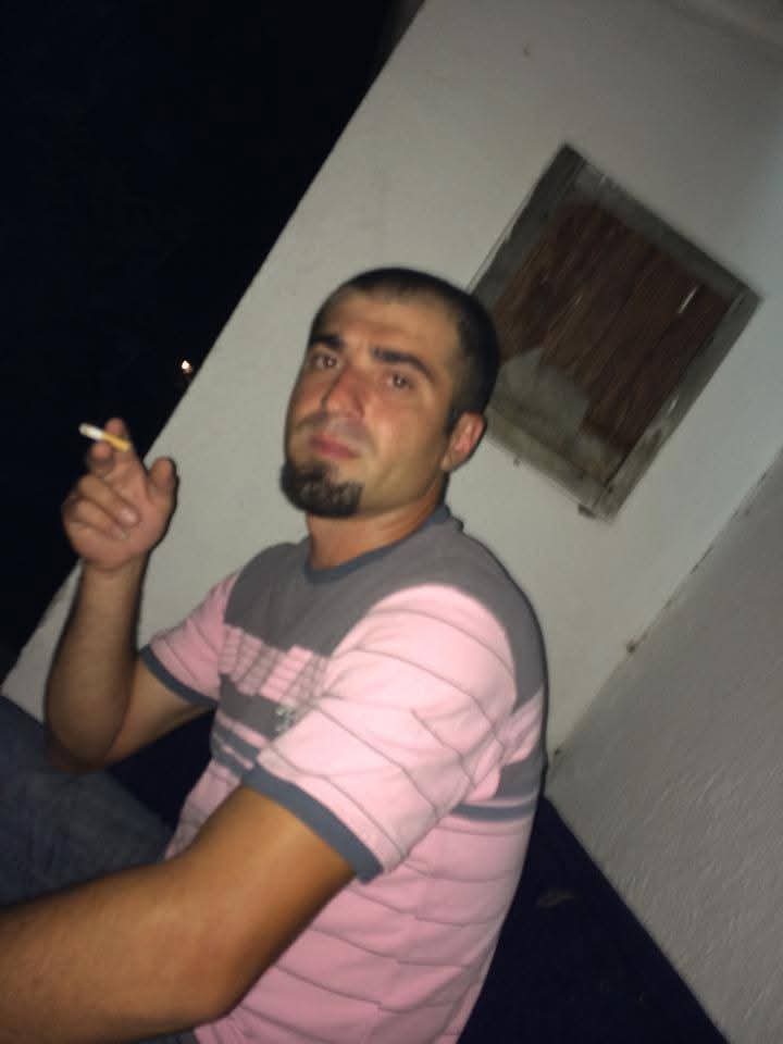 Ovo je momak koga su mučili u PS u Boru, dok mu sve koske nisu polomili. Tortura do smrti.