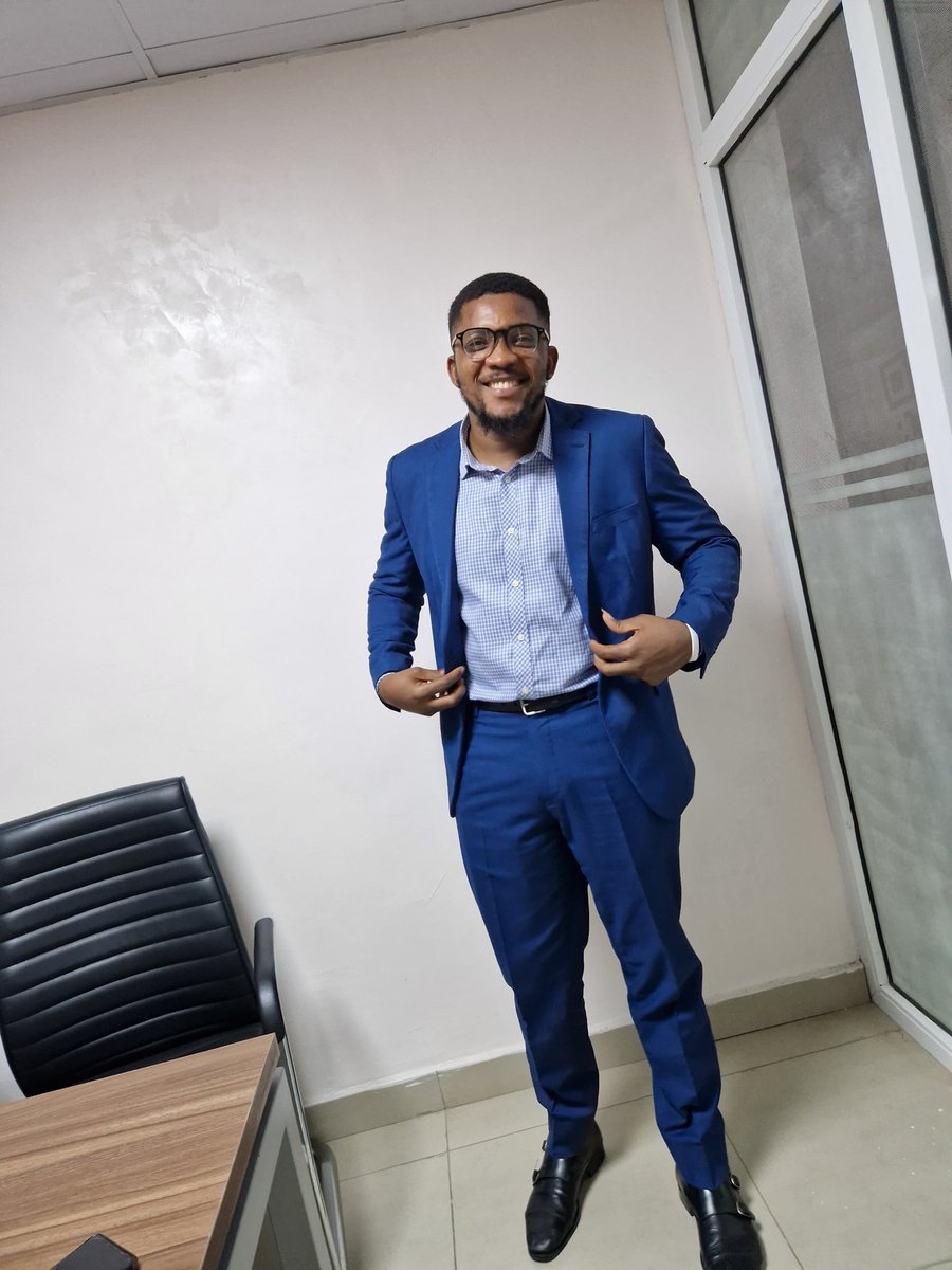 Here is the first man in Nigeria to quit his work because of Twitter pay,   he want to have more time for X.
New update!!!
Make I hit better contract first, I go be the second person to quit my p.0.p work.
Best of luck  <a href="/Gabitto17/">Maduabuchi OON</a>