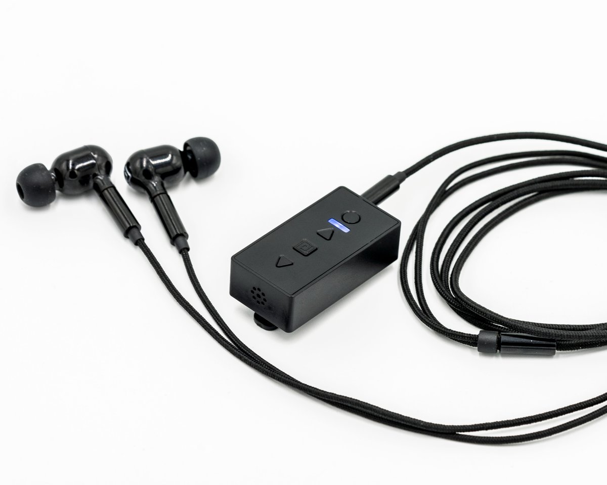 periodicaudio's tweet image. 🎧 Cut the cord and stream seamlessly! The Neon Bluetooth Receiver transforms your wired headphones into wireless marvels—expert sound, long battery life, and effortless switching between two devices. Upgrade your listening experience today! #WirelessAudio #NeonBluetooth