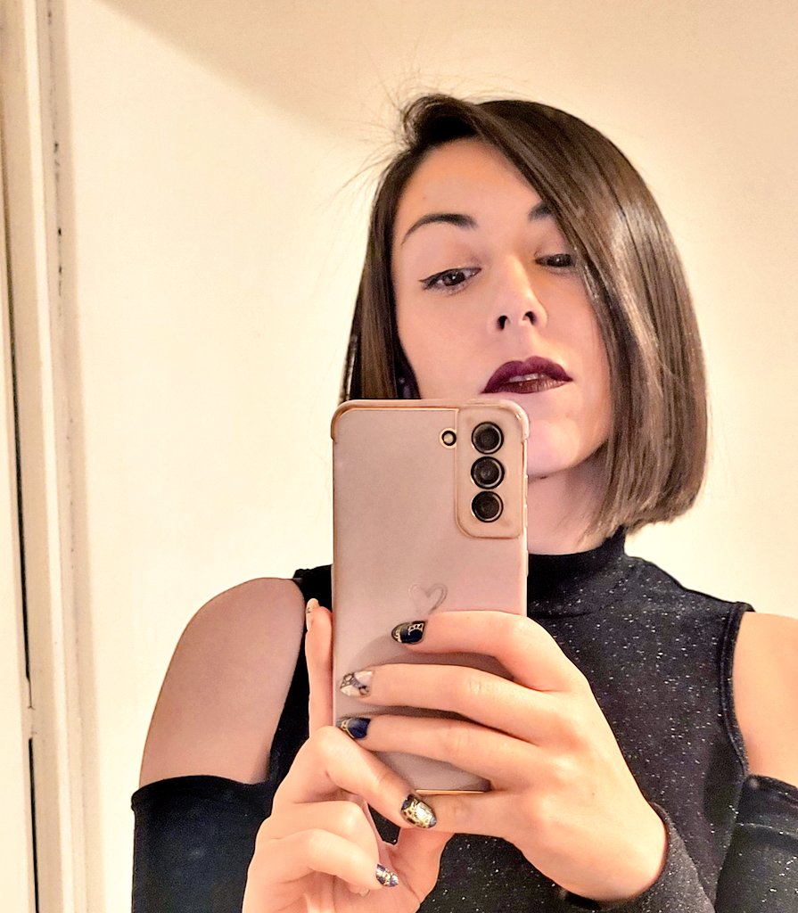 staroverDORK tweet media