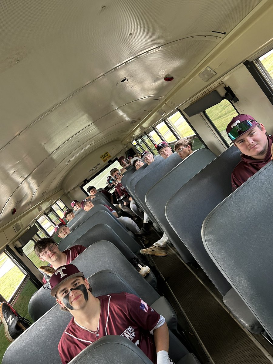 tpbaseballbears's tweet photo. Finally scrimmage time! At Greenback 6:00. Letsss Gooo!!! ⚾️😤 https://t.co/hE5BU73d7H