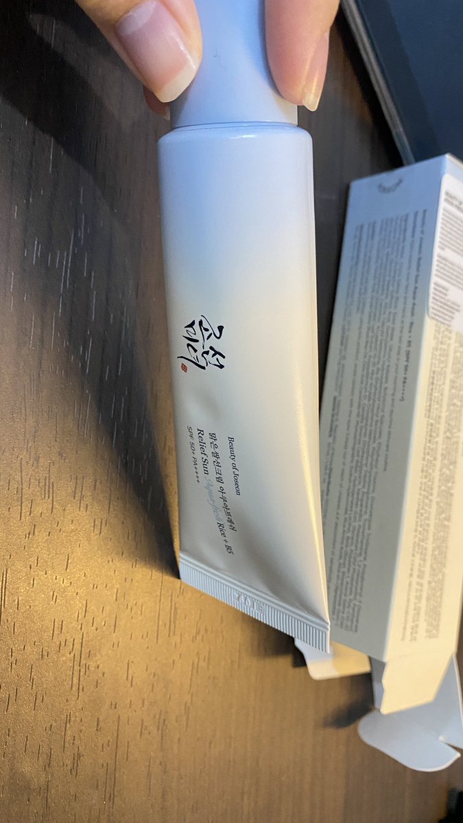 ozamuo's tweet photo. Wts sunscreen beauty of joseon aqua fresh rice. bisa diliat baru kepake segitu (2x)sumpah gak cocok bgt di aku sedih 💔. 100 aja nett yah. jabodetabek ongkir ditanggung aku 

#wts #zonauang #wtsskincare https://t.co/EvqLyHAqXW