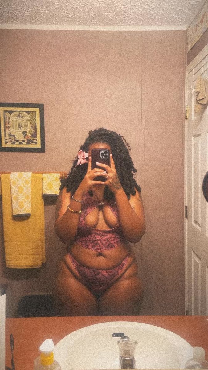 Lucky You 1~Of~1 tweet media