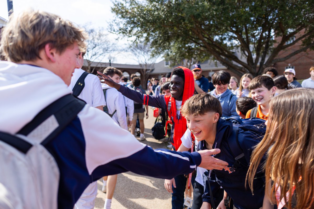 The Brook Hill School tweet media