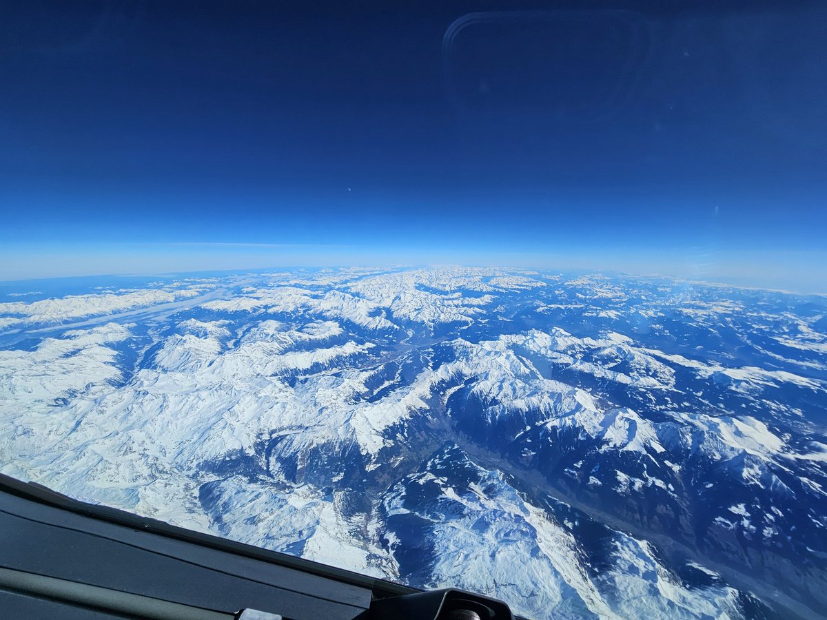 A Pilot's View tweet media