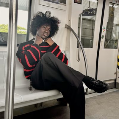 tdwale_'s tweet photo. #NewProfilePic https://t.co/y5rflrv225