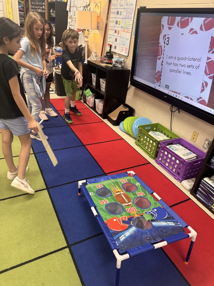 Robinson Elementary tweet media