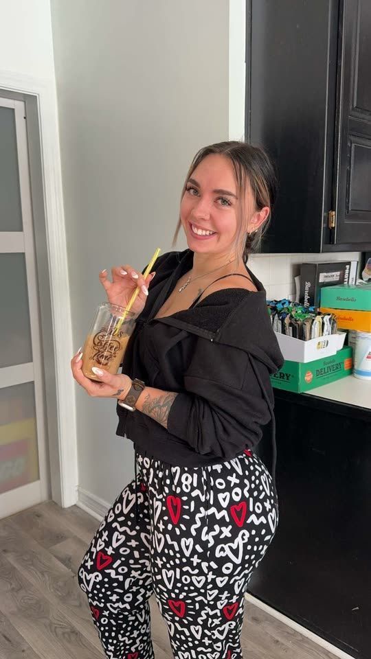 Katie Greg tweet media