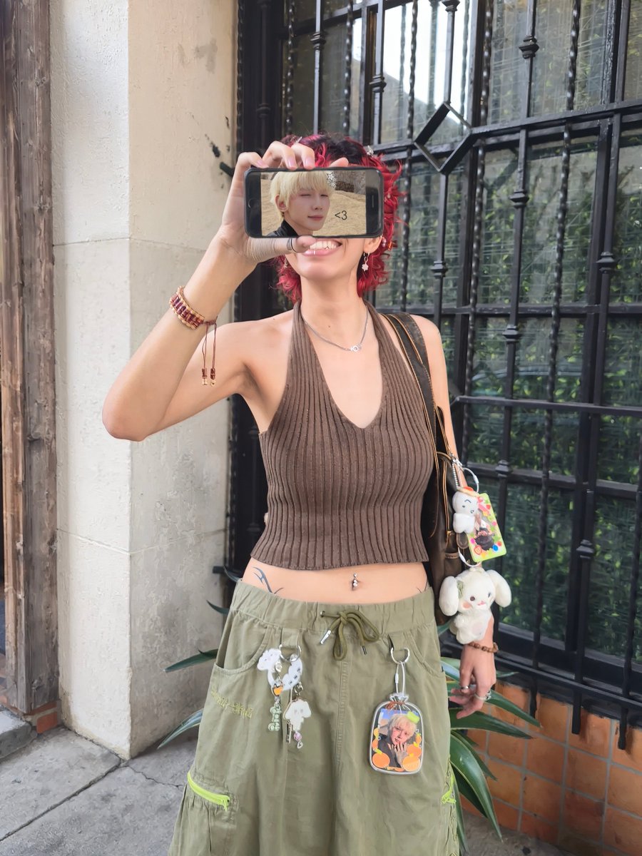 honey bunches of yeots tweet media