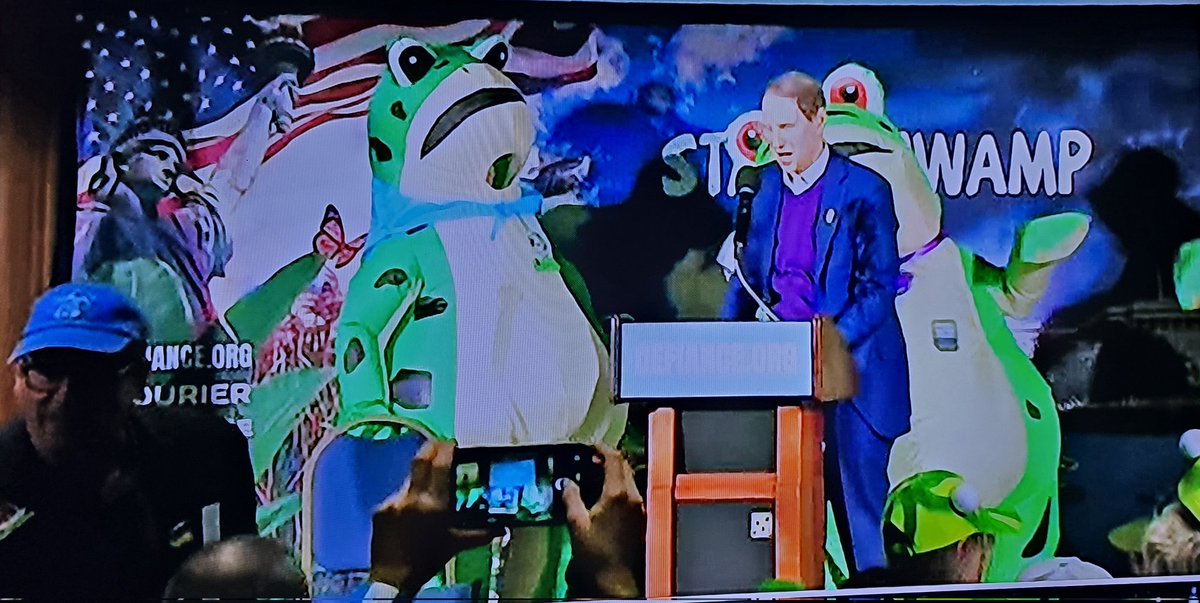 Oregon is one of the states of the swamp, just look a swamp rat and frogs on stage  !!! Never vote Democrat,  they are anti American