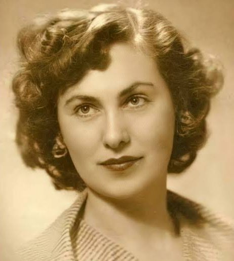 Türkiye’nin ilk kadın ilahiyat akademisyeni, Bahriye Üçok.