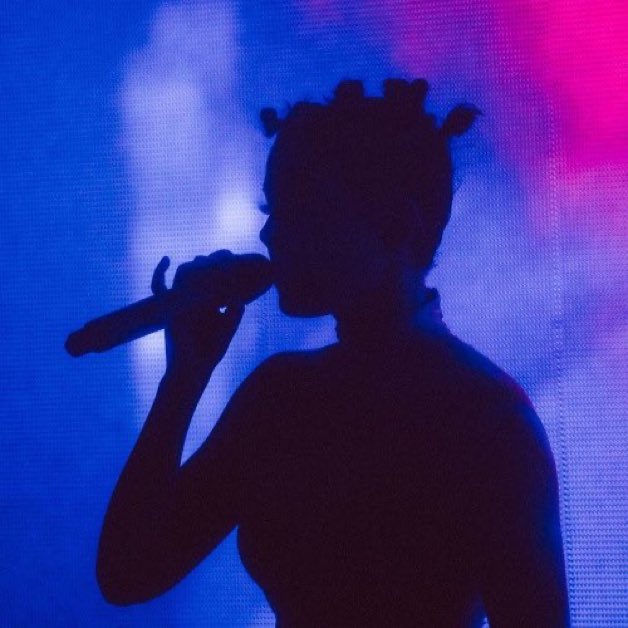 Throwback Halsey tweet media