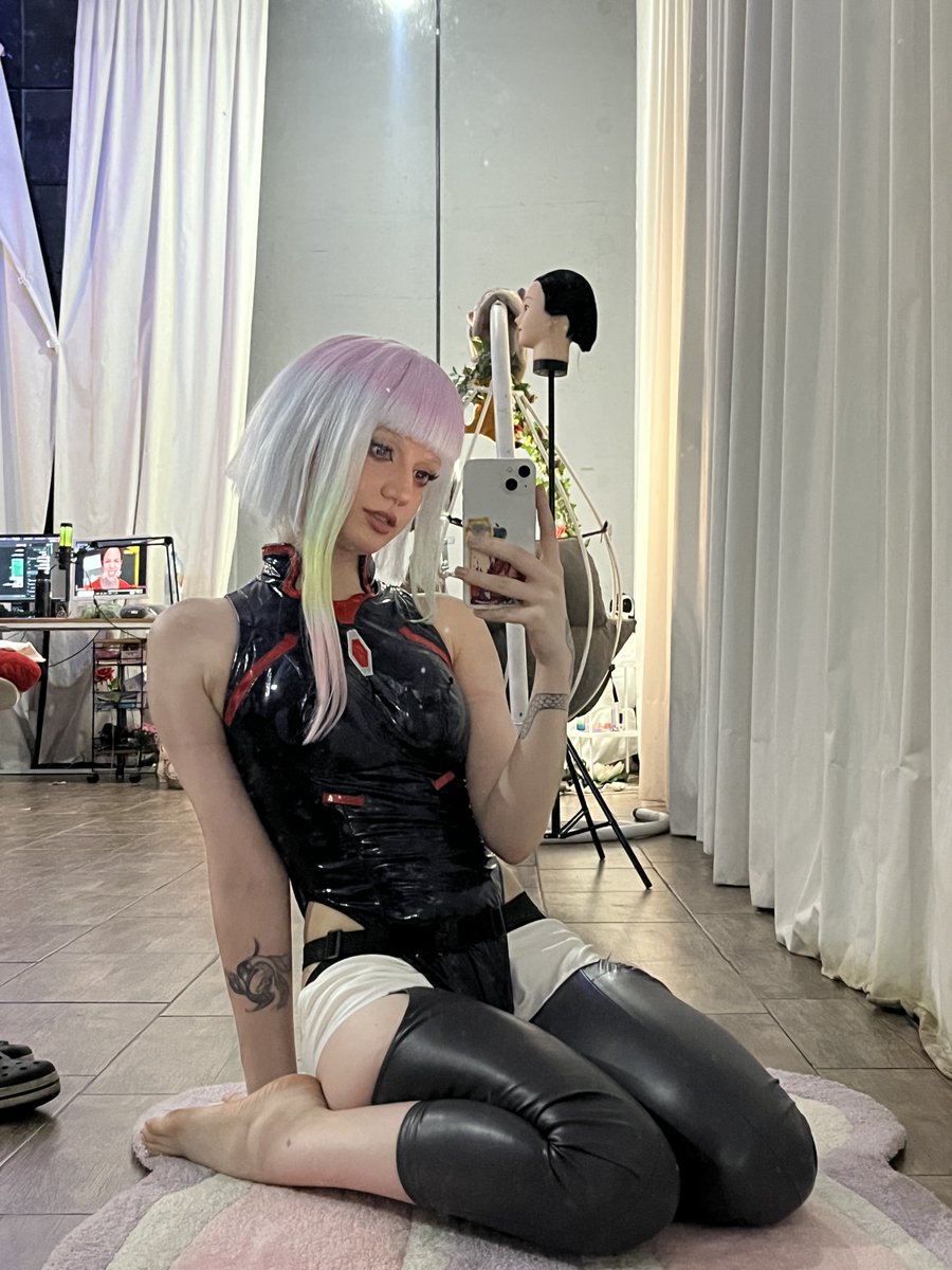 Mun 🌙 tweet media