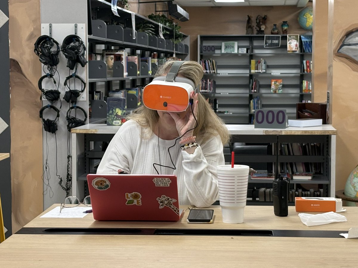 HCPS World and Dual Language tweet media