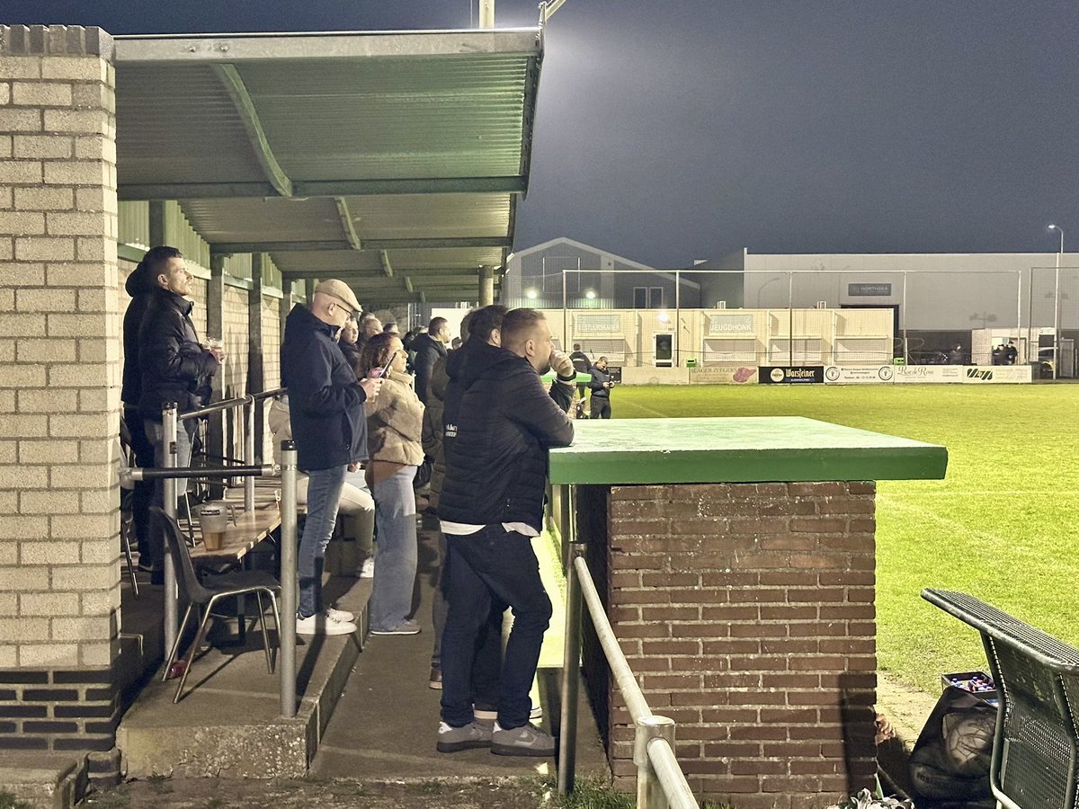 Dick Teunen tweet media