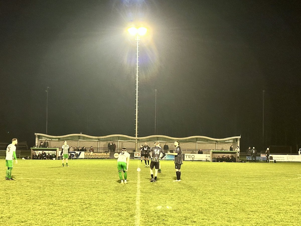 Dick Teunen tweet media