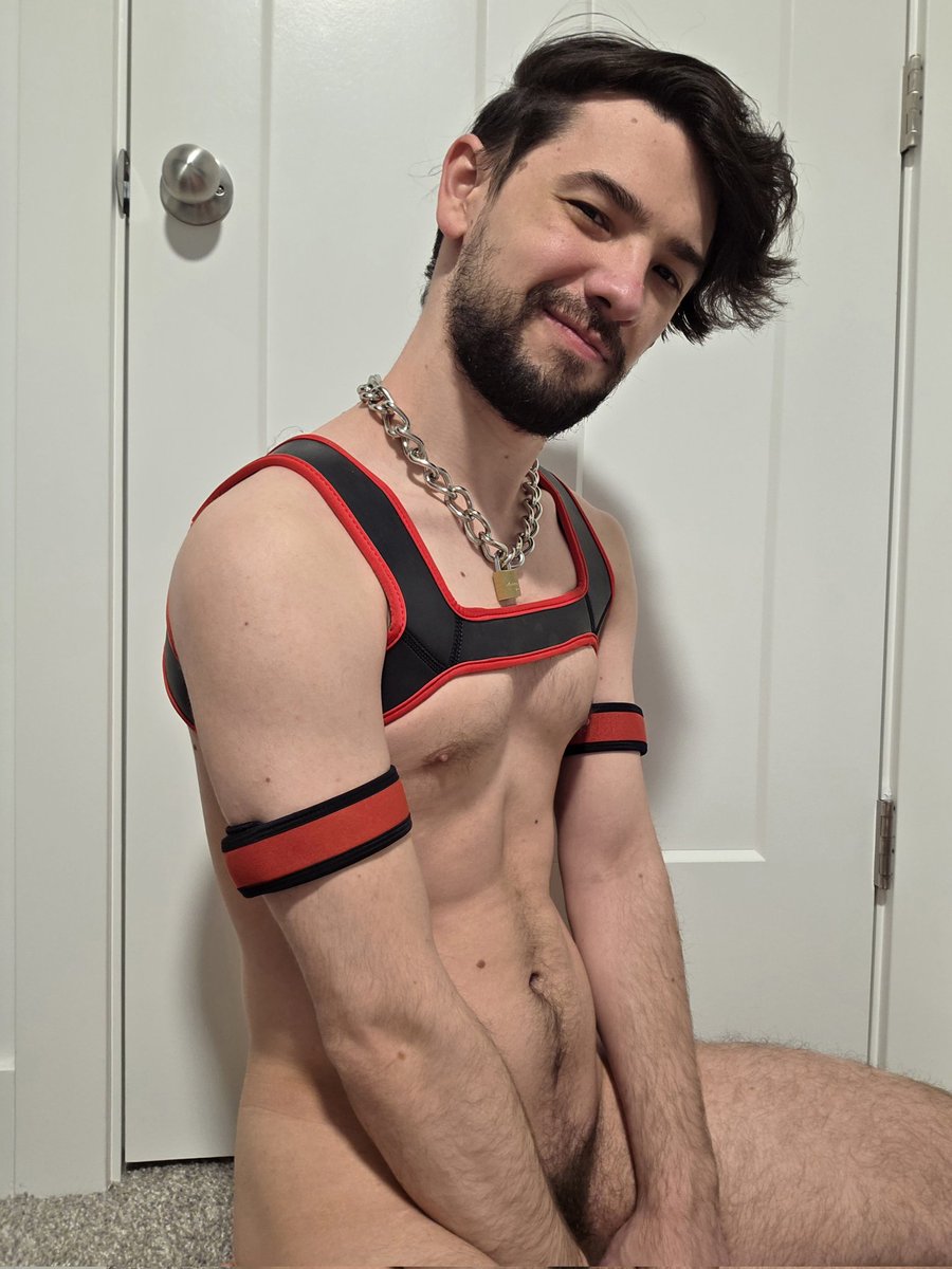 Side Show 👀 tweet media