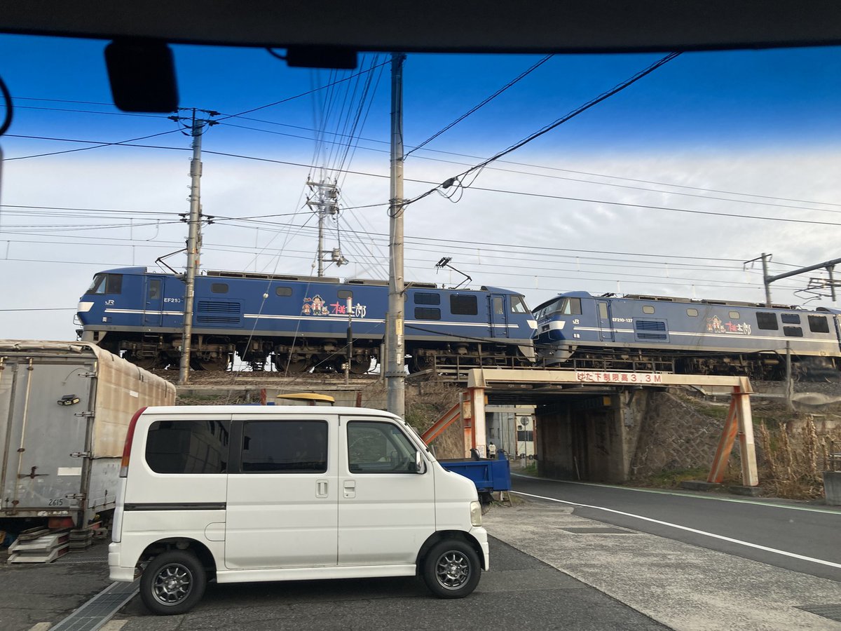 RB52753972's tweet image. 2075レ EF210-1××+EF210-127ムド