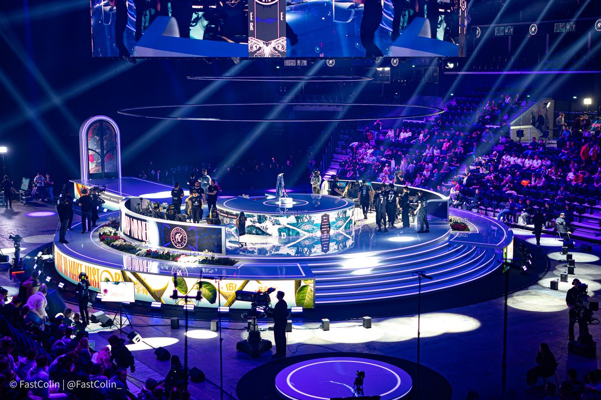 FastColin tweet media