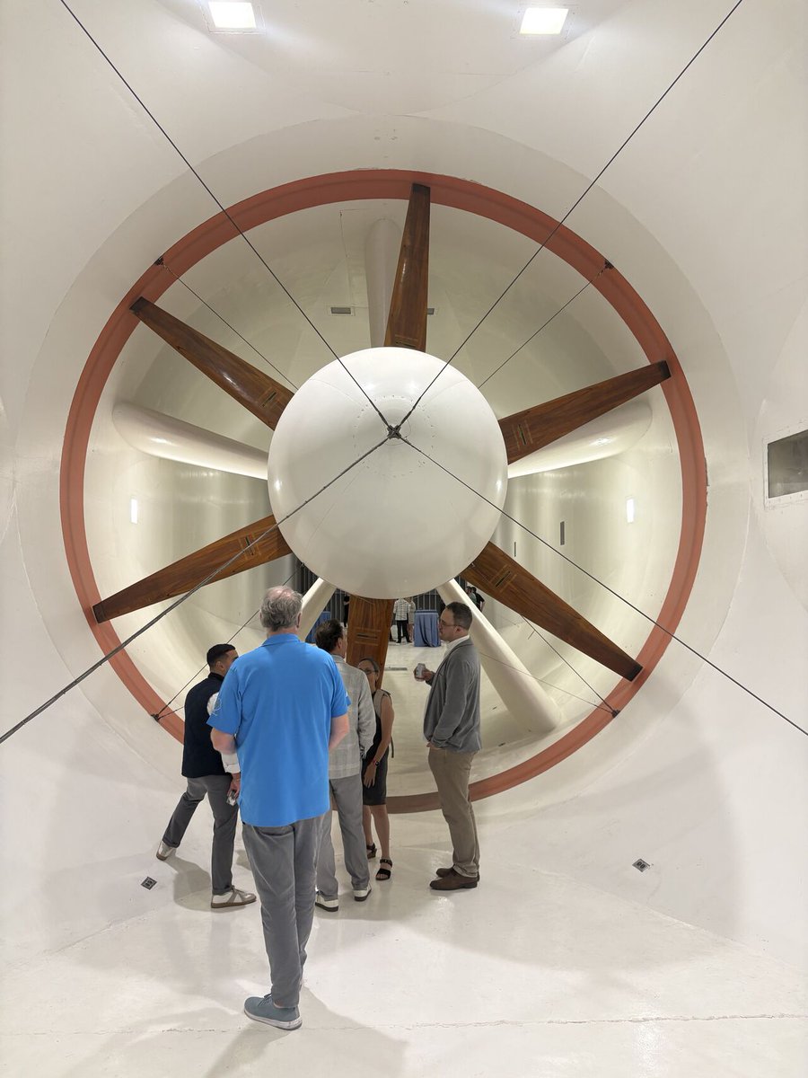 Neal Bloom tweet media