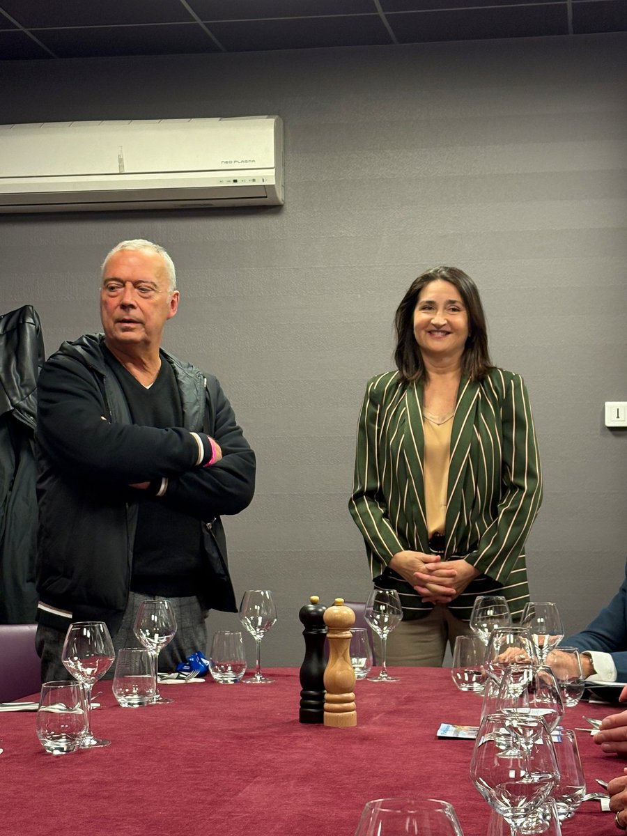KarineGuguen's tweet photo. Merci aux adhérents #Horizons Côtes d'Armor pour leur présence. C'est toujours un plaisir de se retrouver et de poursuivre ensemble la dynamique de nos territoires.🤝#Horizonsleparti https://t.co/Mdx6ignvIj